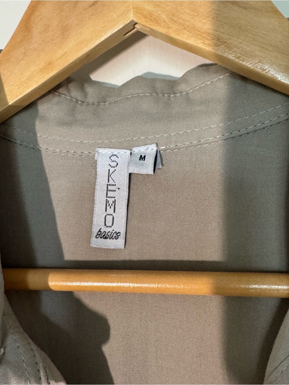Skemo Taupe Button-Front Drawstring Mini Dress - Picture 2 of 9